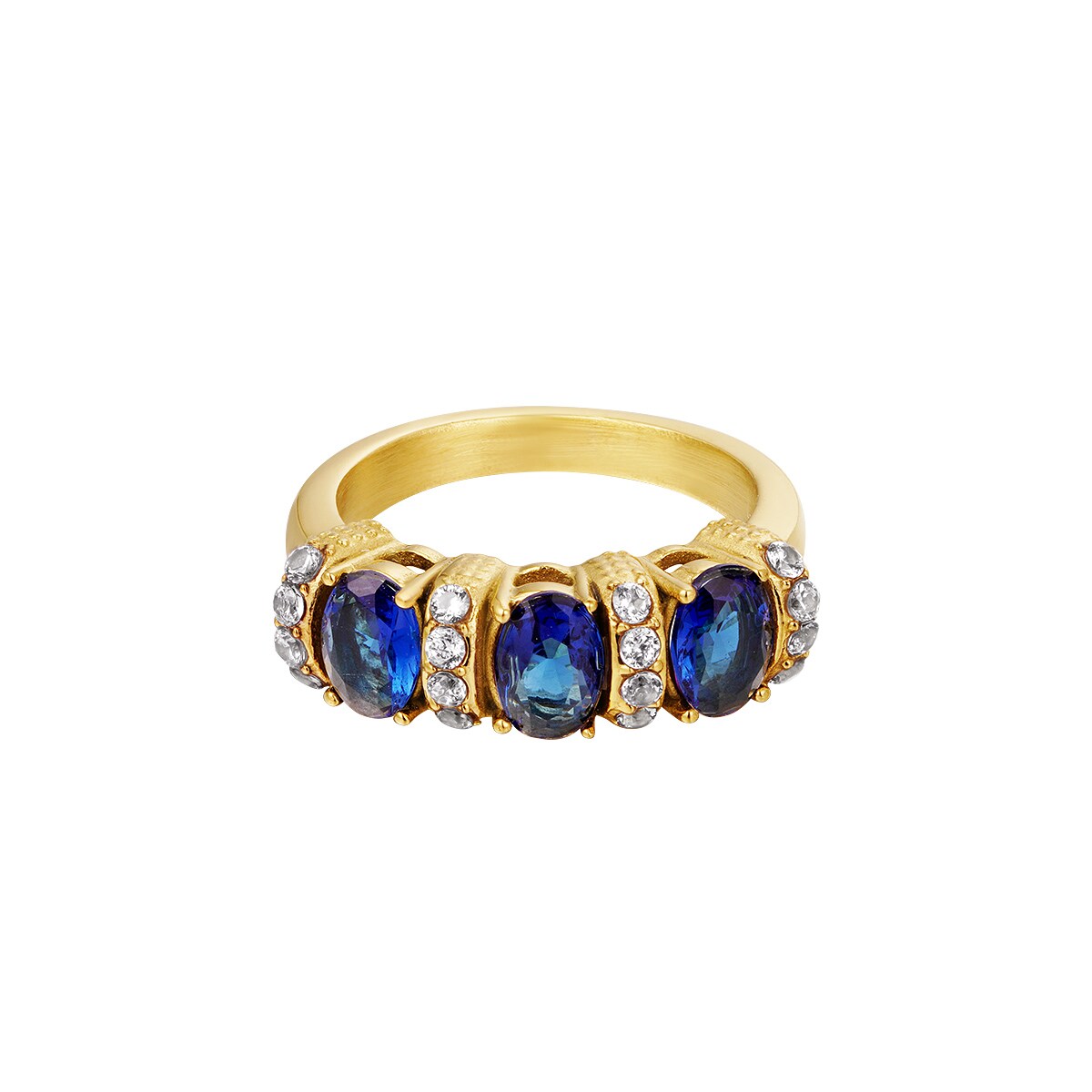 Ring with three zircon stones 