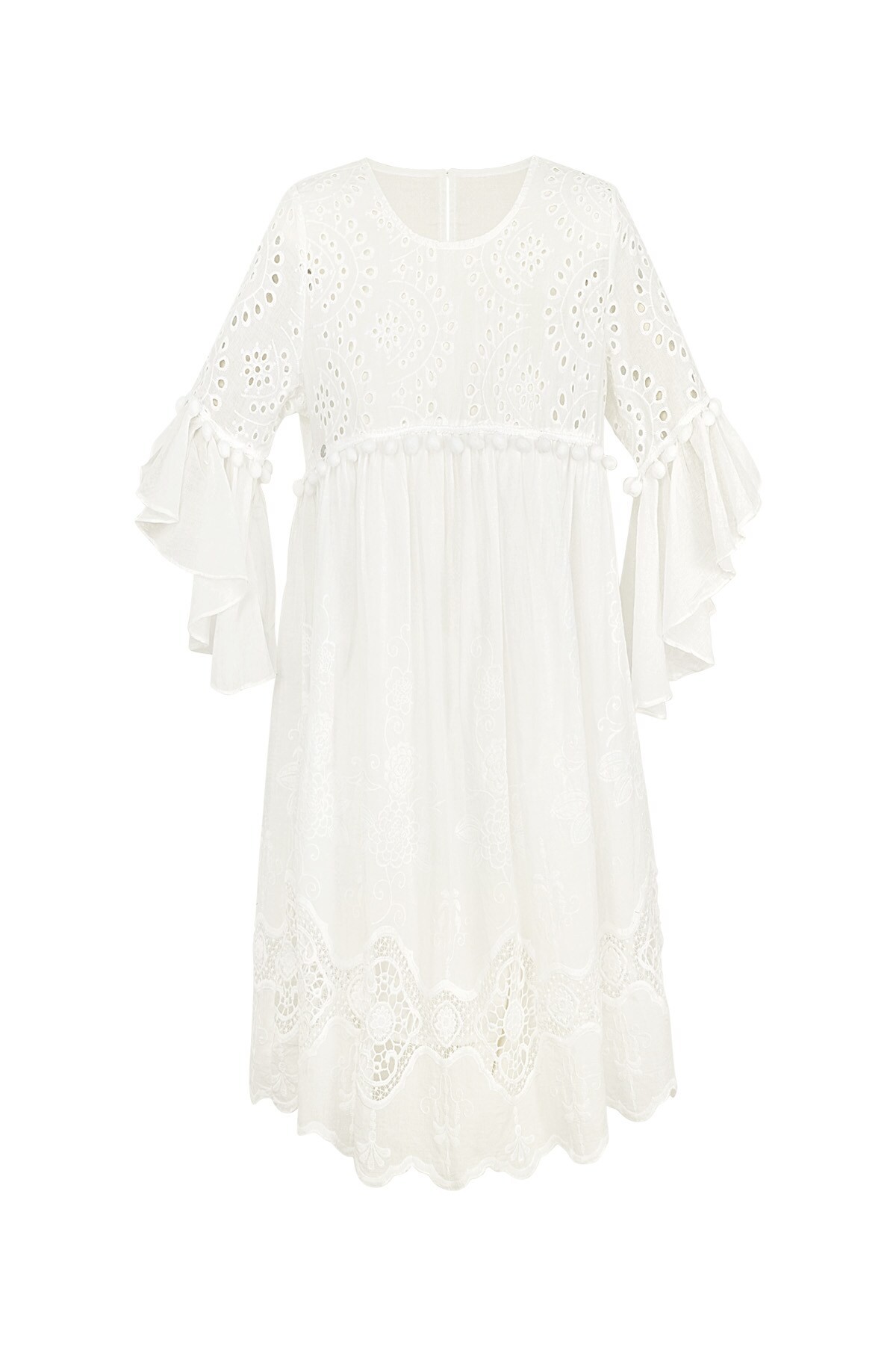 Dress embroidered details white 