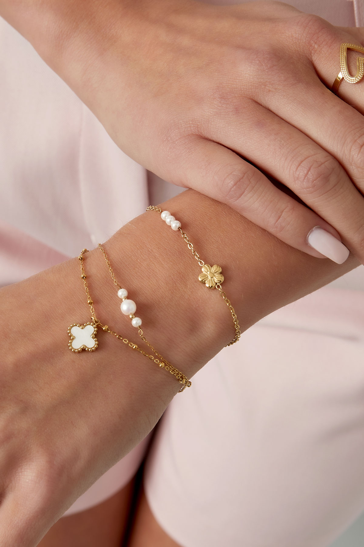 Bracelet flower with pearls - Gold color Picture2