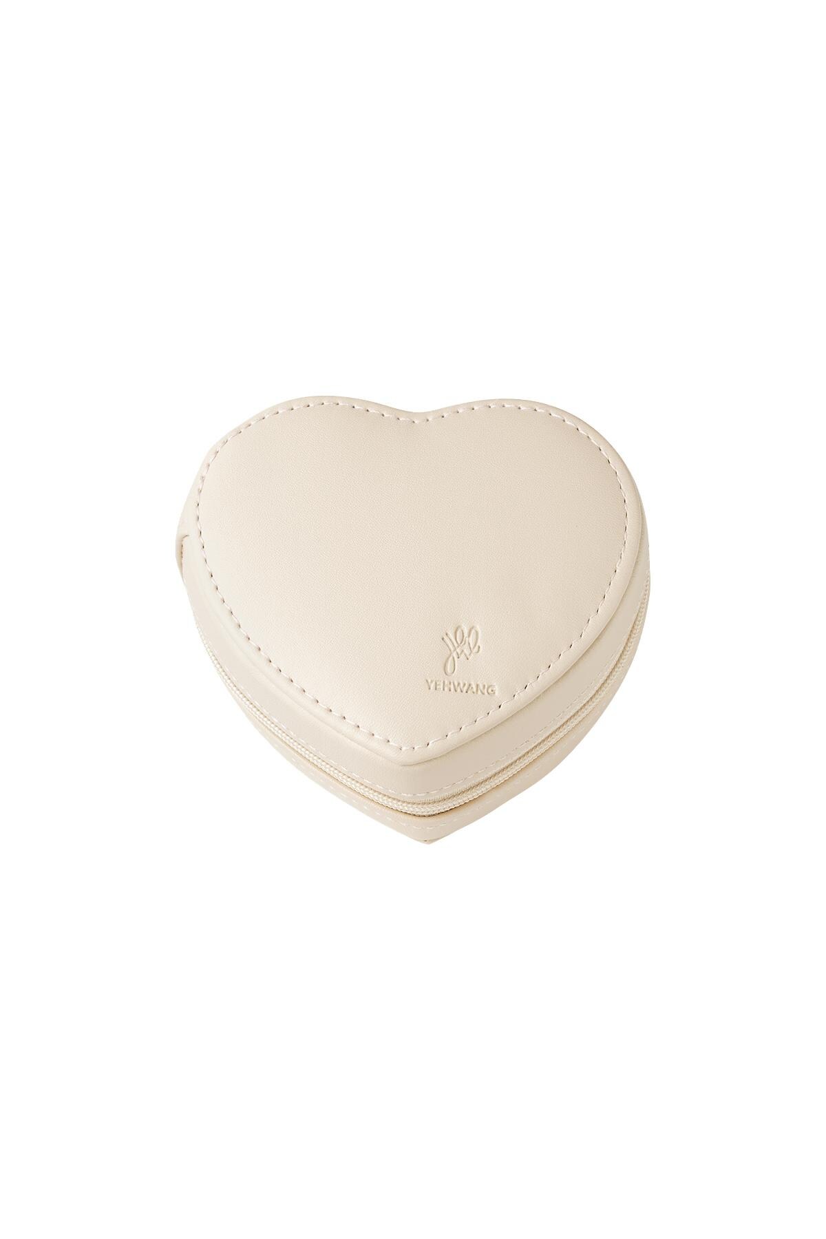 Heart shaped jewelry box Off-white PU h5 