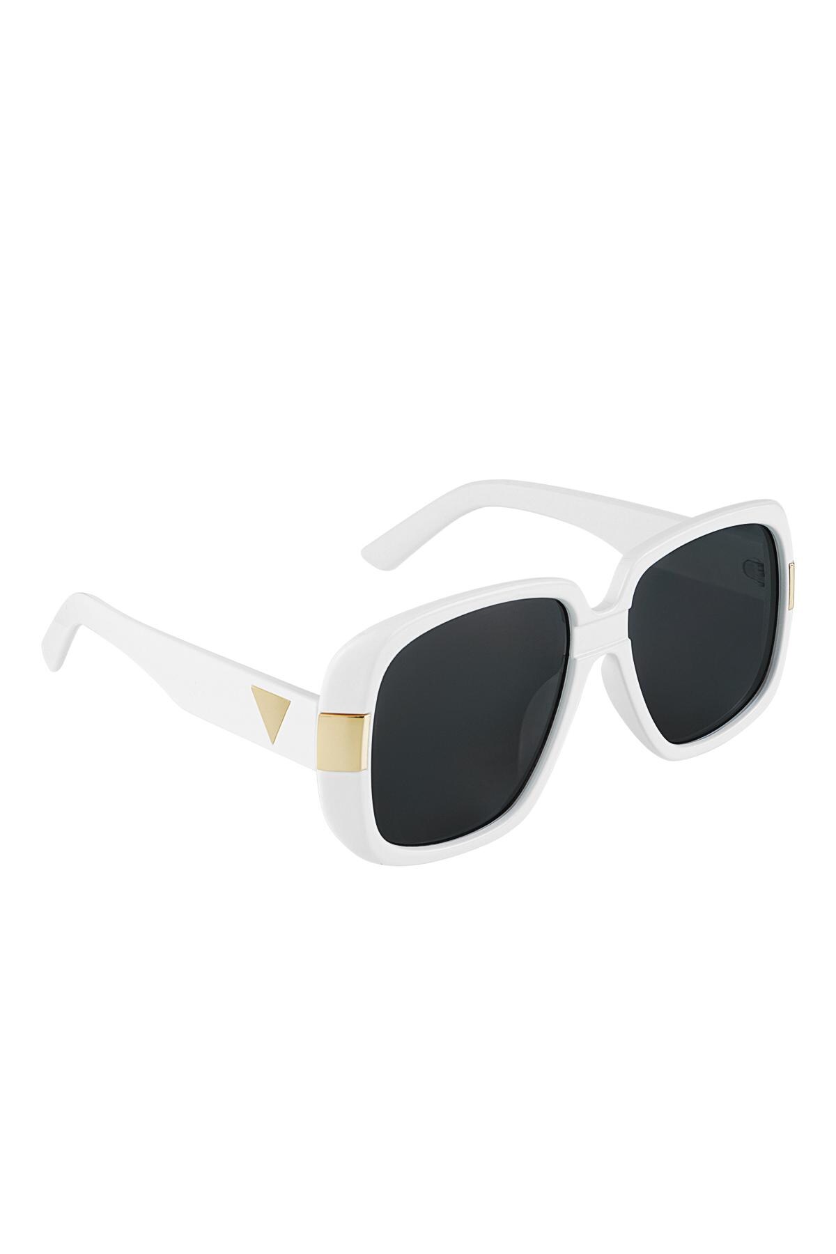 Sunglasses basic with golden details White PC One size 